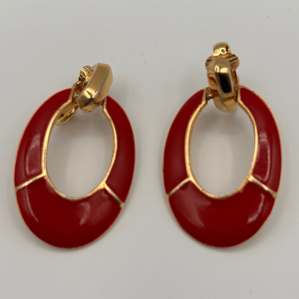 Vintage Red Enamel Gold Tone Oval Clip On Drop Earrings Geometric 1.25"